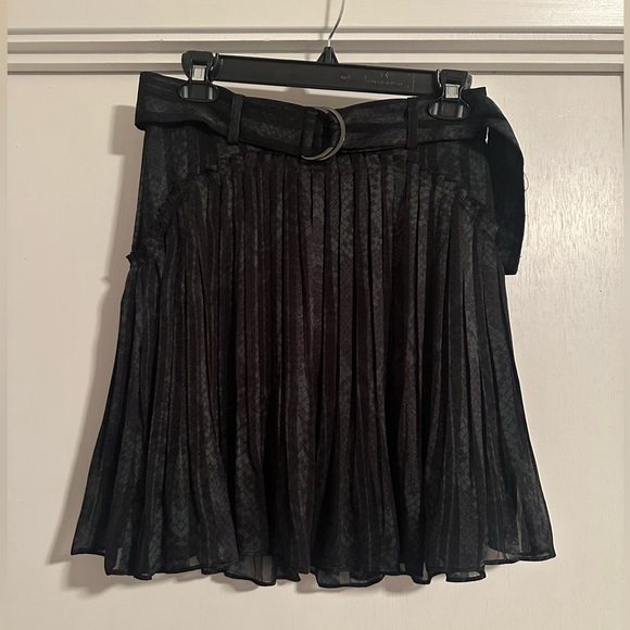 Reiss “Orielle” snake print skirt with belt. Sz 6. NWOT - Picture 5 of 9